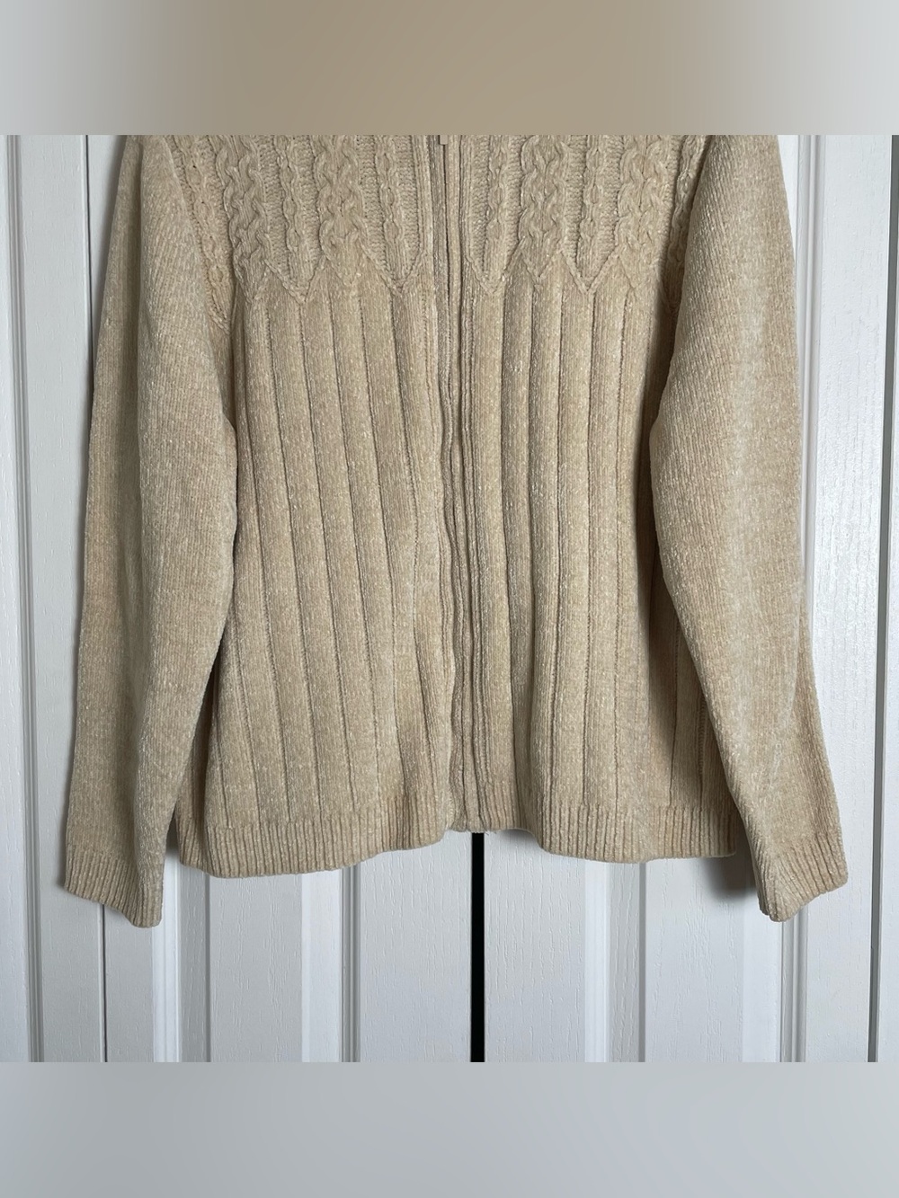 Alfred Dunner Cable Knit Zip Front Cardigan Sweater Womens XL Cream Classic Soft - Picture 3 of 10
